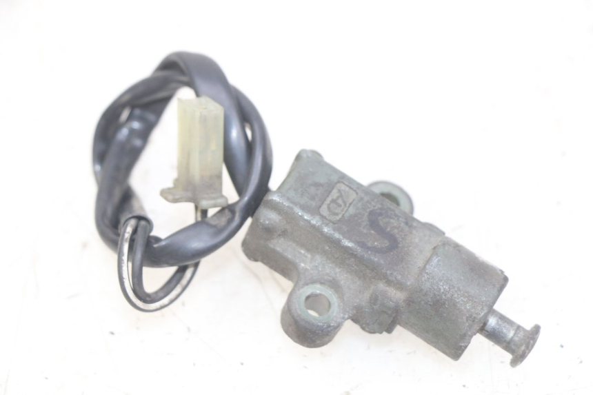 photo de CZUJNIK OTWIERANIA SIEDZENIA SUZUKI BURGMAN 650 (2002 - 2004) - Widok główny