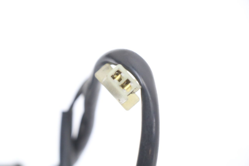 photo de CZUJNIK OTWIERANIA SIEDZENIA SUZUKI BURGMAN 125 (2007 - 2014) - Zbliżenie techniczne