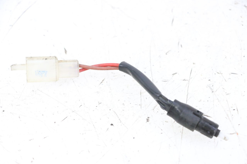 photo de CZUJNIK OTWIERANIA SIEDZENIA SYM JOYMAX 125 (2010 - 2017) - Zoom stanu zużycia