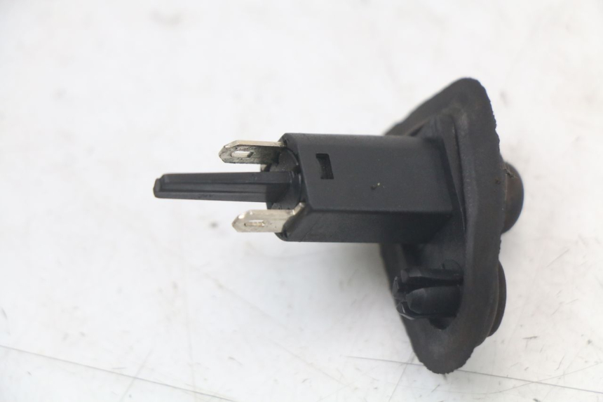 photo de CZUJNIK OTWIERANIA SIEDZENIA PIAGGIO MP3 HPE 350 (2018 - 2020) - Inny kąt widzenia