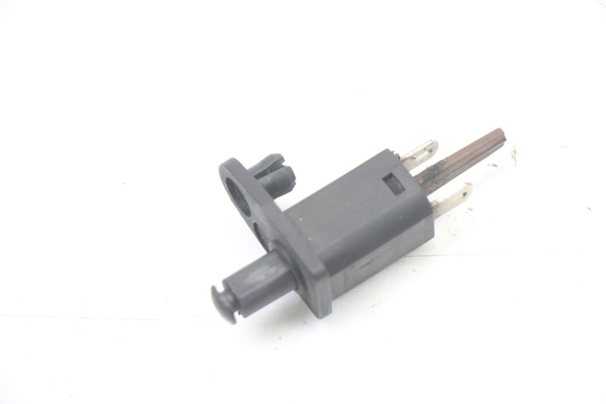 photo de CZUJNIK OTWIERANIA SIEDZENIA PIAGGIO X8 125 (2004 - 2007) - Zoom stanu zużycia