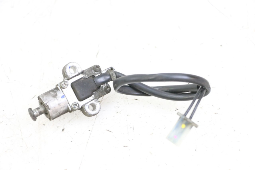 photo de CZUJNIK OTWIERANIA SIEDZENIA SUZUKI BURGMAN 125 (2015 - 2017) - Zoom stanu zużycia