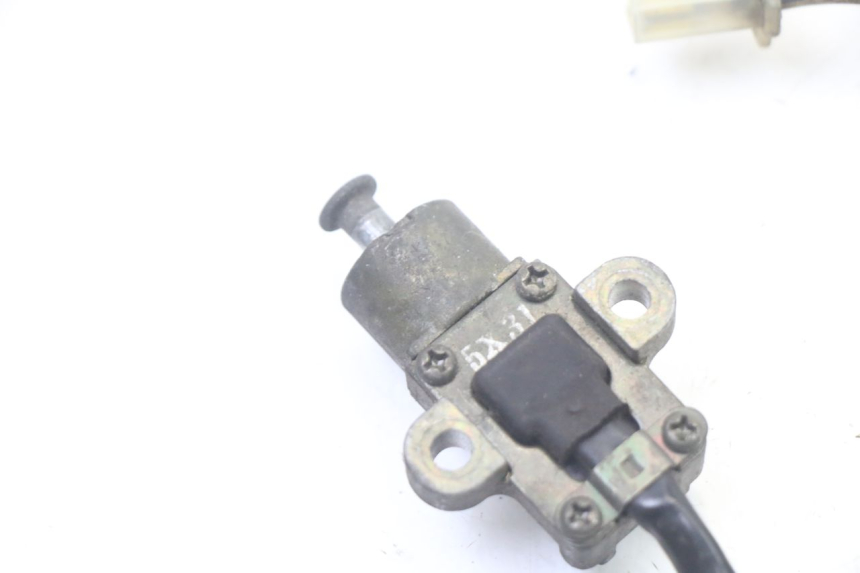 photo de CZUJNIK OTWIERANIA SIEDZENIA SUZUKI UH BURGMAN 125 (2002 - 2006) - Zbliżenie techniczne