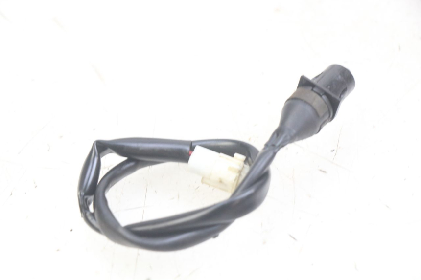 photo de CZUJNIK OTWIERANIA SIEDZENIA YAMAHA YP MAJESTY 400 (2004 - 2008) - Szczegół części