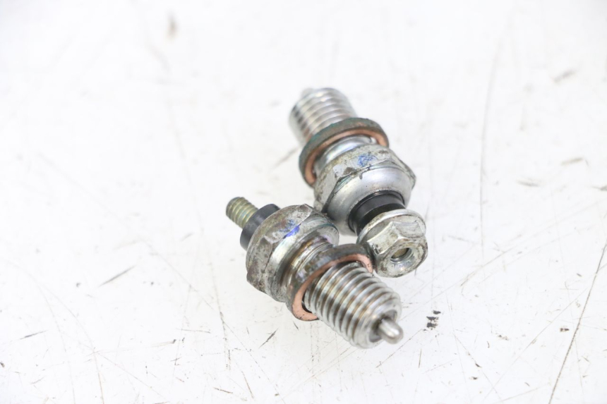 photo de CZUJNIK BIEGU JAŁOWEGO HONDA CB R 1000 (2018 - 2023) - Szczegół części