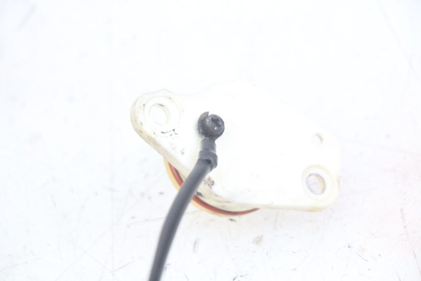 photo de CZUJNIK BIEGU JAŁOWEGO YAMAHA FZS FAZER 600 (1998 - 2001) - Inny kąt widzenia