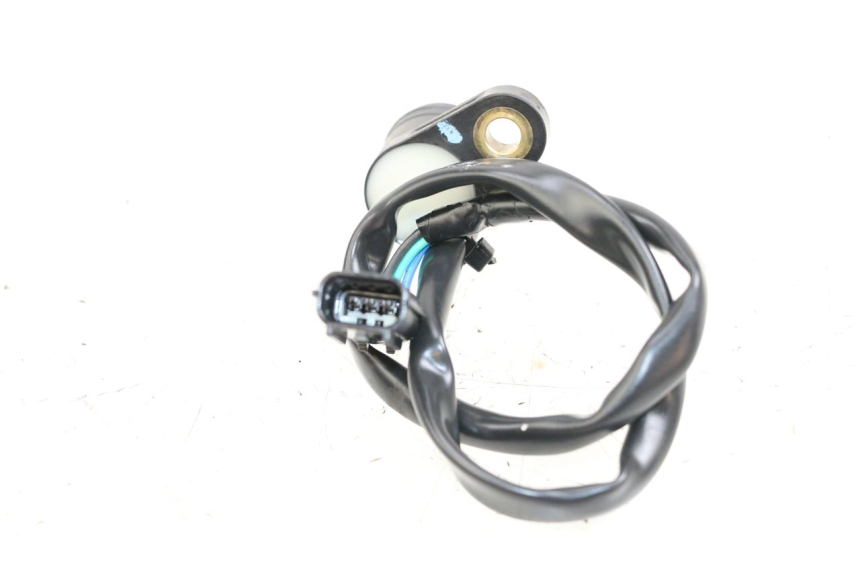 photo de CZUJNIK BIEGU JAŁOWEGO KAWASAKI NINJA 400 (2018 - 2023) - Zoom stanu zużycia