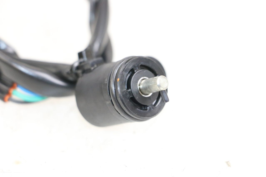 photo de CZUJNIK BIEGU JAŁOWEGO KAWASAKI NINJA 400 (2018 - 2023) - Zbliżenie techniczne