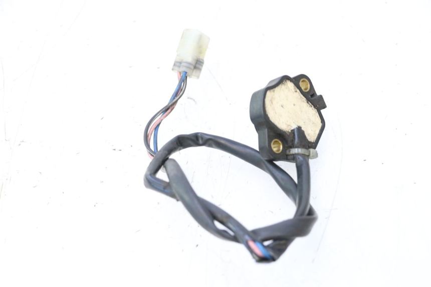 photo de CZUJNIK POŁOŻENIA NEUTRALNEGO SUZUKI SV S 650 (2003 - 2009) - Szczegół części