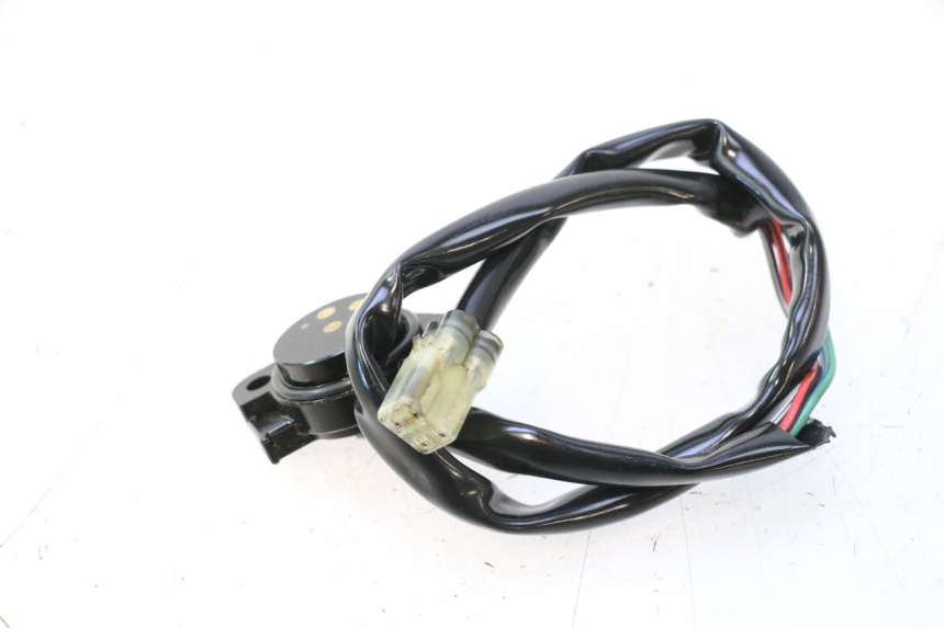 photo de CZUJNIK NEUTRALNY SUZUKI SV S 650 (1999 - 2002) - Szczegół części