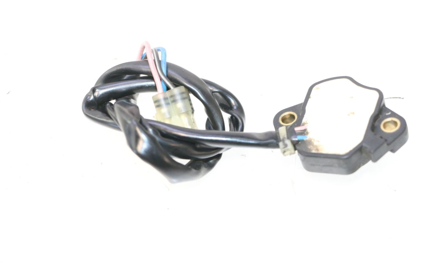 photo de CZUJNIK POŁOŻENIA NEUTRALNEGO SUZUKI SV S 650 (2003 - 2009) - Szczegół części