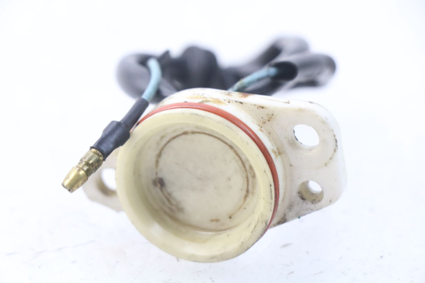 photo de CZUJNIK BIEGU JAŁOWEGO YAMAHA TDM ABS 900 (2002 - 2014) - Inny kąt widzenia