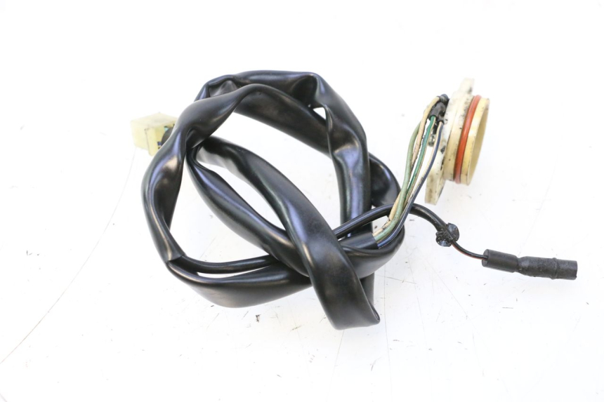 photo de CZUJNIK POŁOŻENIA NEUTRALNEGO YAMAHA YZF R GENESIS 750 (1993 - 1998) - Szczegół części