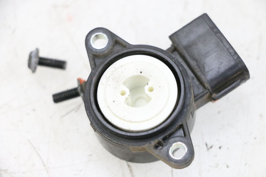 photo de CZUJNIK TPS YAMAHA X-MAX XMAX 125 (2010 - 2013) - Zbliżenie techniczne