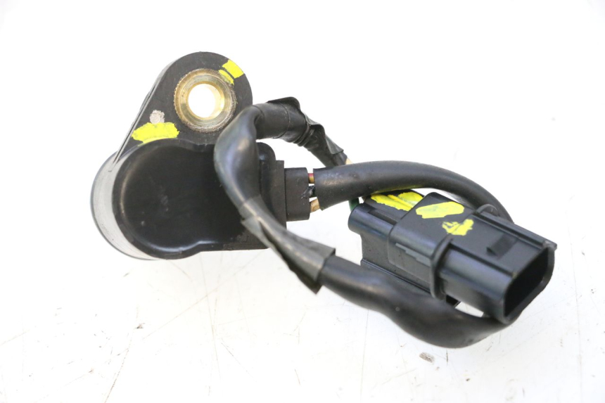 photo de CZUJNIK POZYCJI BLOKADY ROLL PIAGGIO MP3 500 (2011 - 2015) - Zbliżenie techniczne