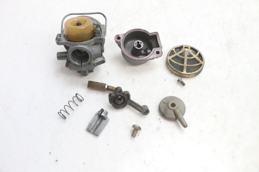 photo de GAŹNIK PEUGEOT 103 SPX CLIP 50 (1989 - 1992) - Stan powierzchni