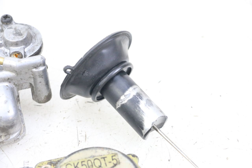 photo de GAŹNIK KYMCO AGILITY 4T 50 (2005 - 2018) - Zoom stanu zużycia