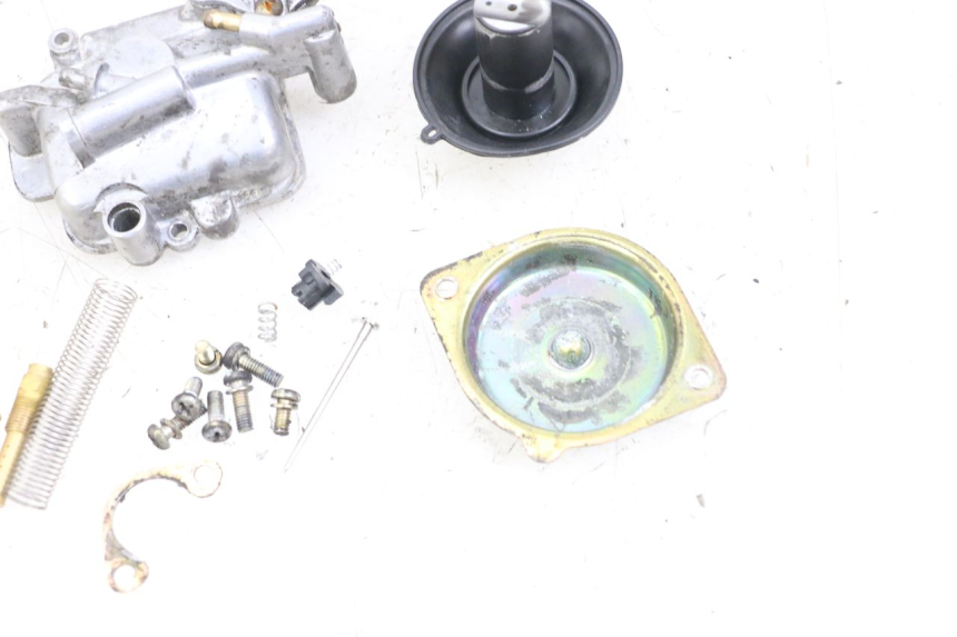 photo de GAŹNIK KYMCO AGILITY 4T 50 (2005 - 2018) - Inny kąt widzenia