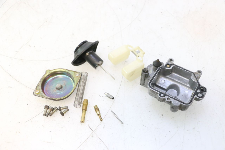 photo de GAŹNIK KYMCO AGILITY 4T 50 (2005 - 2018) - Widok główny