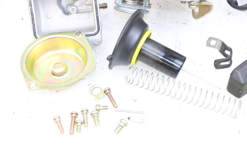 photo de GAŹNIK JONWAY AZTRAL 125 (2008 - 2017) - Szczegóły charakterystyczne