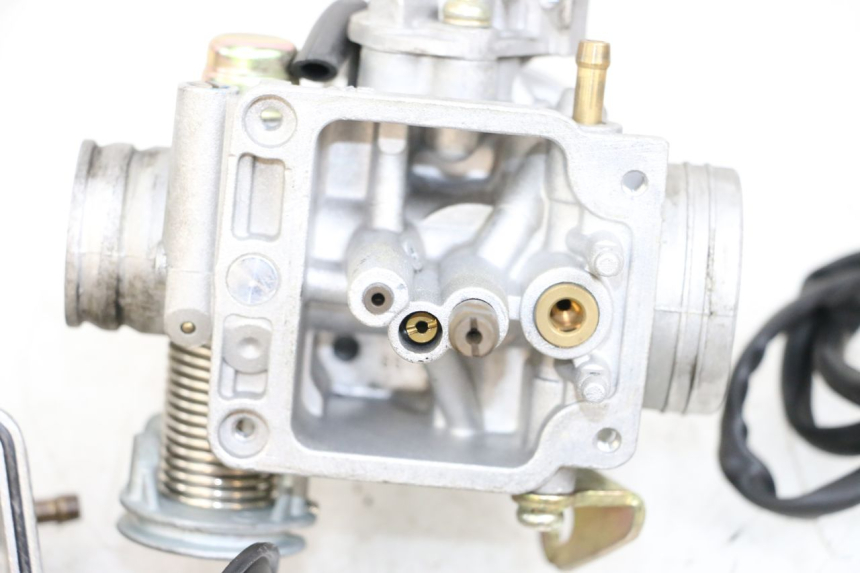 photo de GAŹNIK JONWAY AZTRAL 125 (2008 - 2017) - Widok z bliska