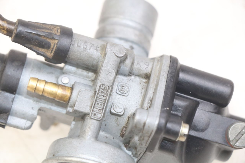 photo de GAŹNIK MBK BOOSTER NEXT GENERATION 50 (1995 - 1998) - Punkty mocowania