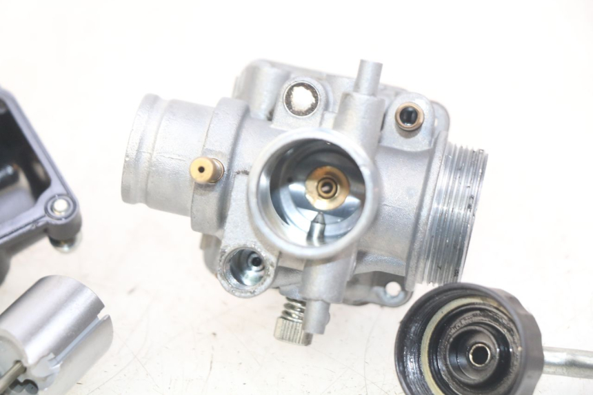 photo de GAŹNIK MBK BOOSTER SPIRIT 50 (1999 - 2003) - Część sprawdzona