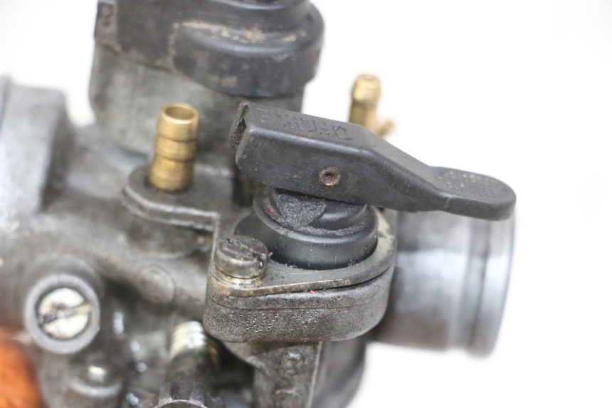 photo de GAŹNIK MBK BOOSTER SPIRIT NAKED 50 (2004 - 2017) - Zoom stanu zużycia