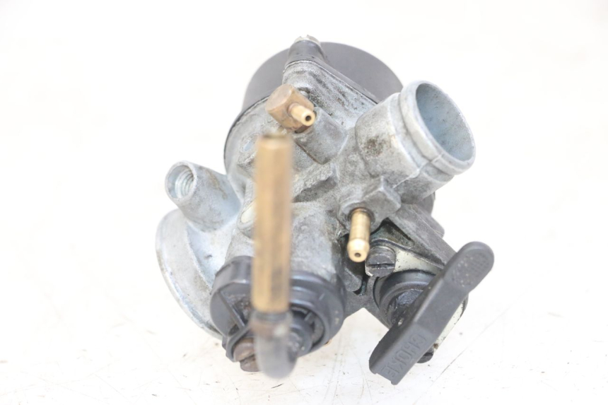 photo de GAŹNIK MBK BOOSTER SPIRIT NAKED 50 (2004 - 2017) - Zbliżenie techniczne