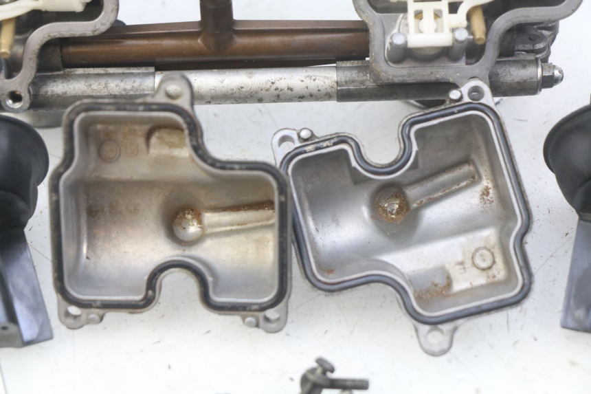 photo de GAŹNIK HONDA CBF 500 (2004 - 2007) - Widok profilu