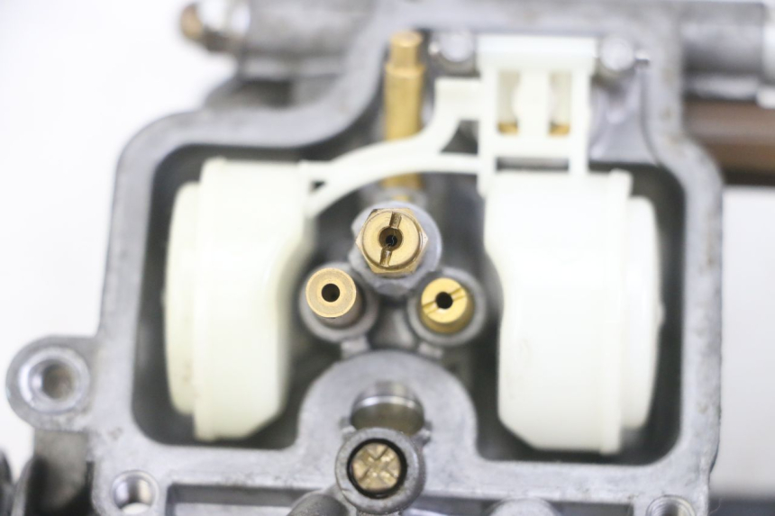 photo de GAŹNIK HONDA CBF 500 (2004 - 2007) - Widok ogólny