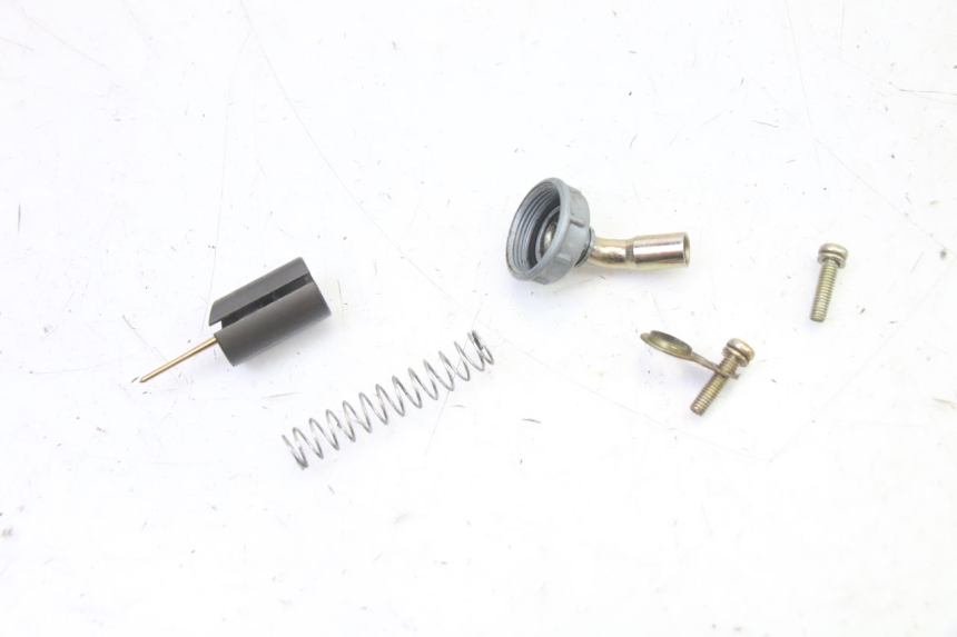 photo de GAŹNIK CCR DIRT BIKE 110 - Zbliżenie komponentów