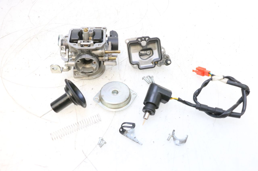 photo de GAŹNIK JM MOTORS EVOLIS 4T 50 (2018 - 2022) - Stan powierzchni