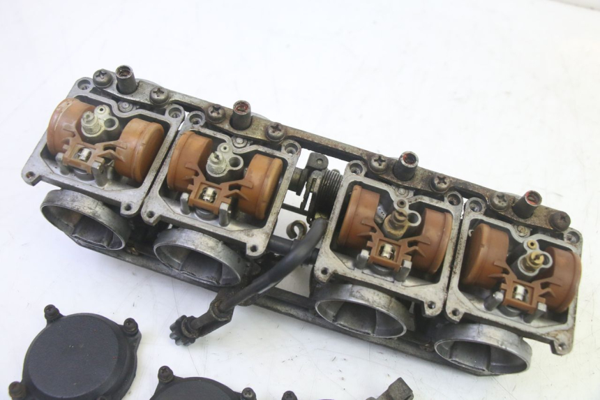 photo de GAŹNIK KAWASAKI GPX R WARBIRD 600 (1988 - 1993) - Stan powierzchni