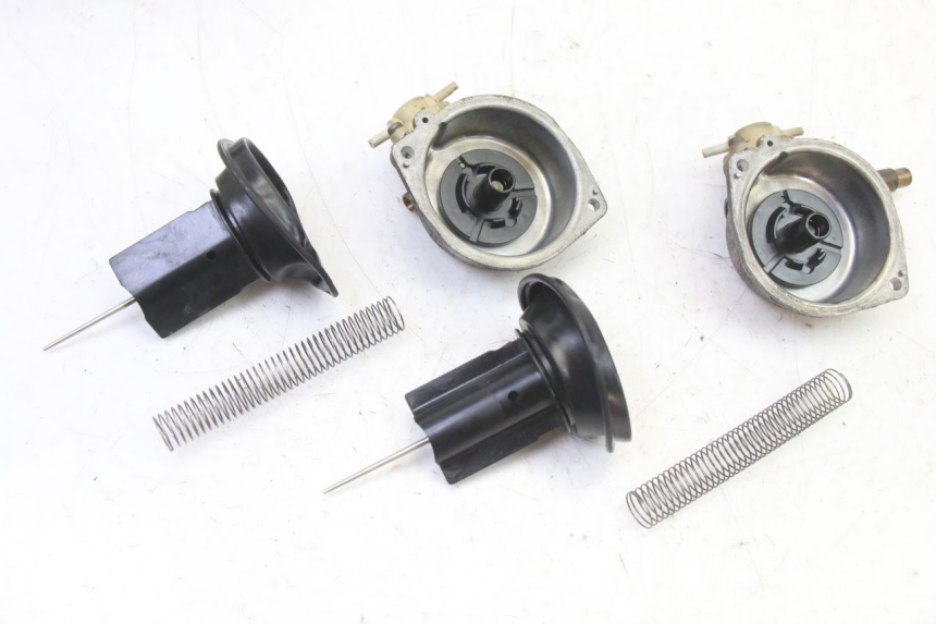 photo de GAŹNIK SUZUKI GS GSE 500 (2001 - 2003) - Zbliżenie komponentów