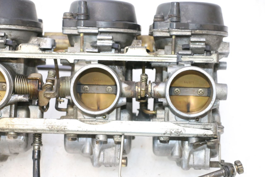 photo de GAŹNIK SUZUKI GSX F GSXF 750 (1988 - 1998) - Zbliżenie komponentów