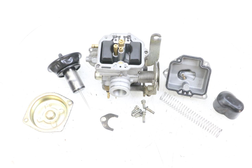 photo de GAŹNIK PEUGEOT KISBEE 4T 50 (2010 - 2017) - Widok z bliska