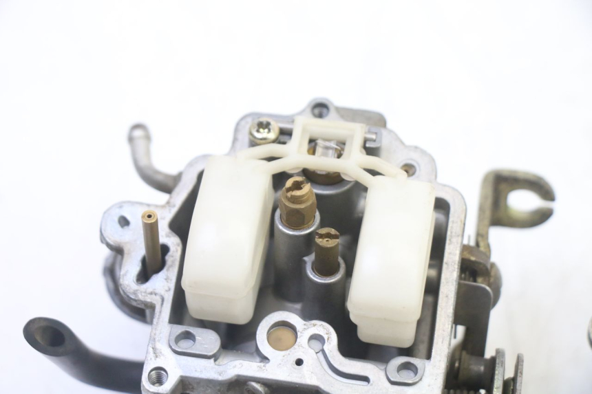 photo de GAŹNIK PIAGGIO LIBERTY 4T 50 (2009 - 2015) - Część sprawdzona