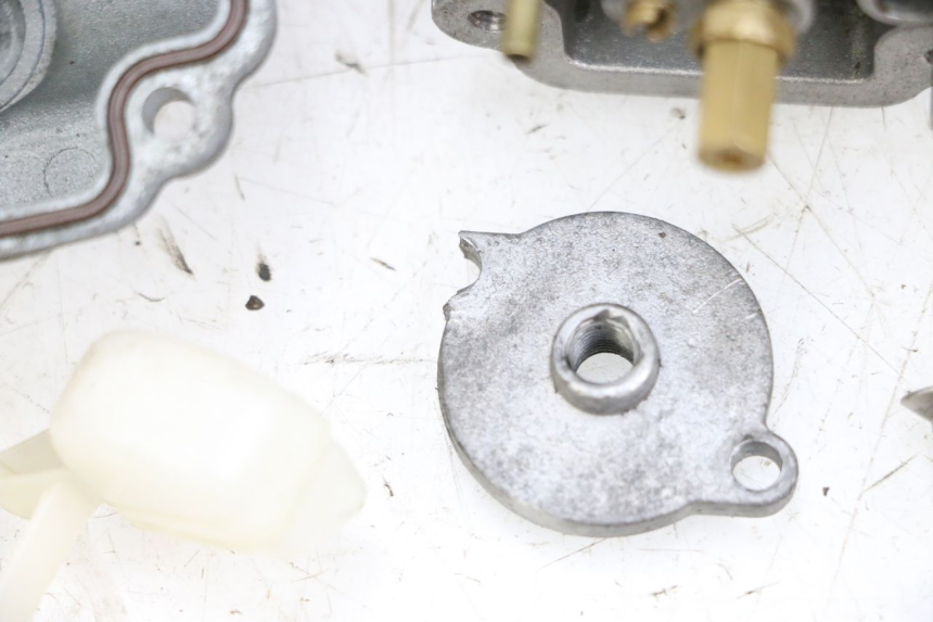 photo de GAŹNIK PIAGGIO NEW TYPHOON 50 (2018 - 2021) - Szczegóły charakterystyczne