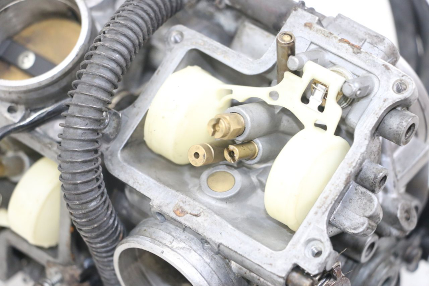 photo de GAŹNIK HONDA NTV DEAUVILLE 650 (1998 - 2001) - Zdjęcie dodatkowe