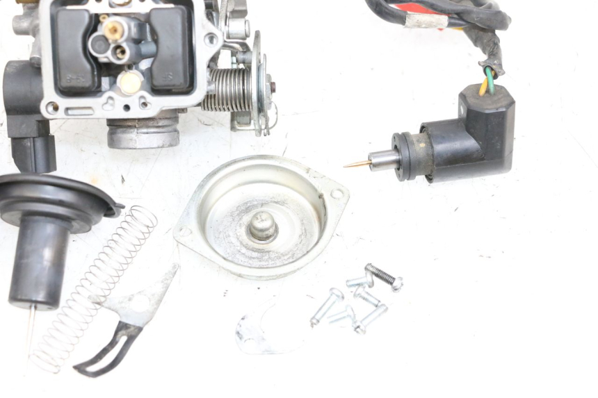 photo de GAŹNIK JM MOTORS OLDIES GT 4T 50 (2018 - 2025) - Szczegóły charakterystyczne