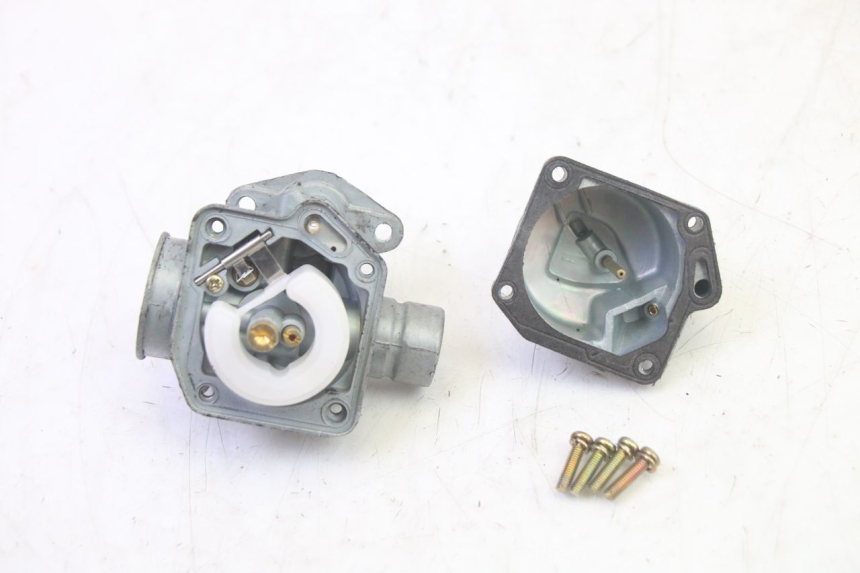 photo de GAŹNIK RIDE RACE 2T 50 (2012 - 2017) - Szczegóły charakterystyczne