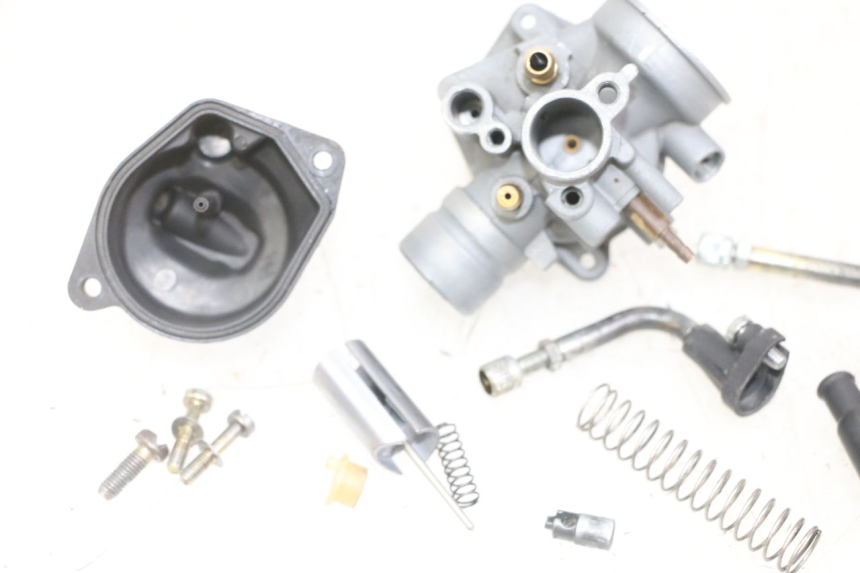 photo de GAŹNIK APRILIA RALLY AC 50 (1995 - 2004) - Stan powierzchni