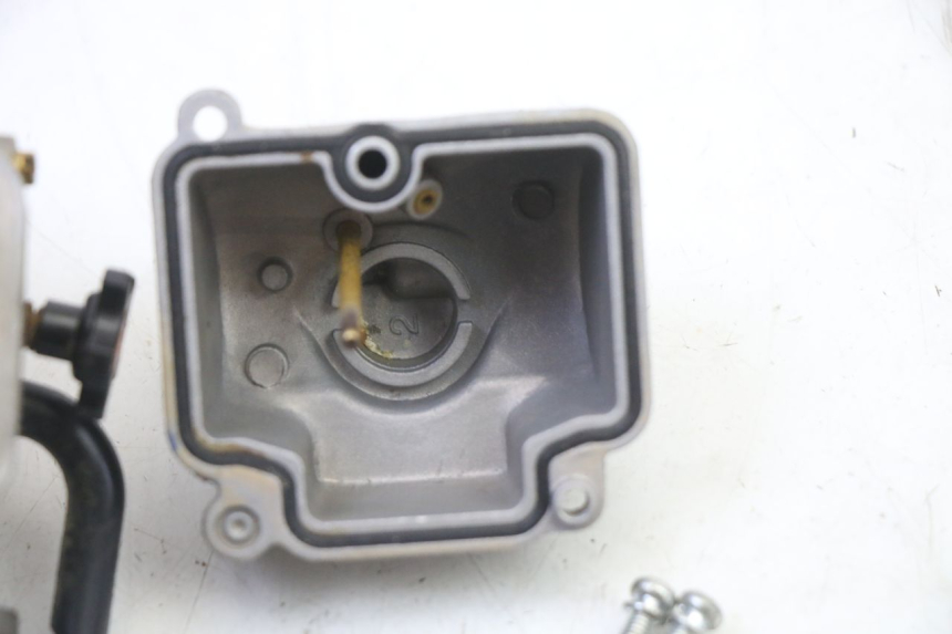 photo de GAŹNIK APOLLO RFZ 125 - Szczegóły charakterystyczne