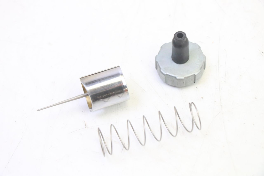 photo de GAŹNIK APOLLO RFZ 125 - Zbliżenie komponentów