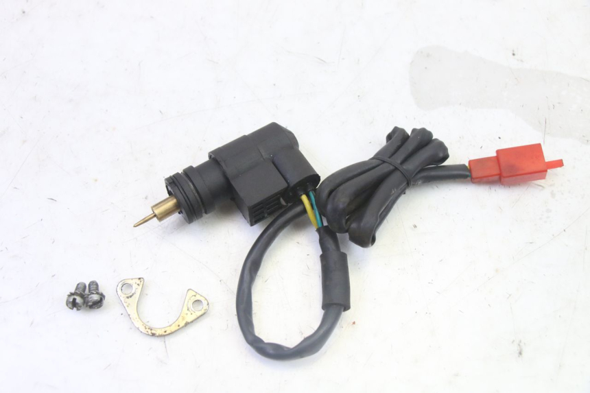 photo de GAŹNIK TNT MOTOR ROMA 10' 2T 50 (2011 - 2018) - Szczegóły charakterystyczne