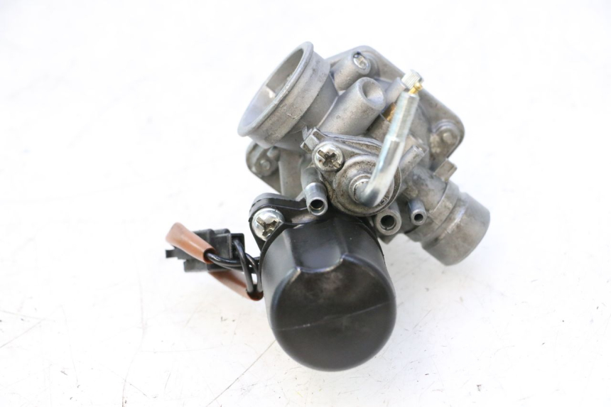 photo de GAŹNIK TNT MOTOR ROMA 10' 2T 50 (2011 - 2018) - Zbliżenie techniczne