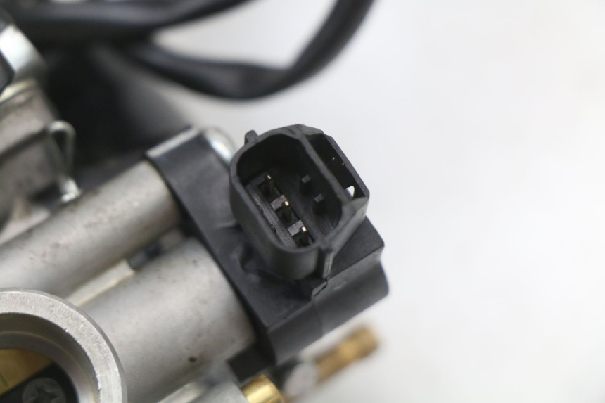 photo de GAŹNIK TNT MOTOR ROMA 10' 4T 50 (2019 - 2022) - Zbliżenie techniczne