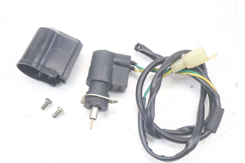 photo de GAŹNIK TNT MOTOR ROMA 10' 4T 50 (2007 - 2018) - Zbliżenie komponentów