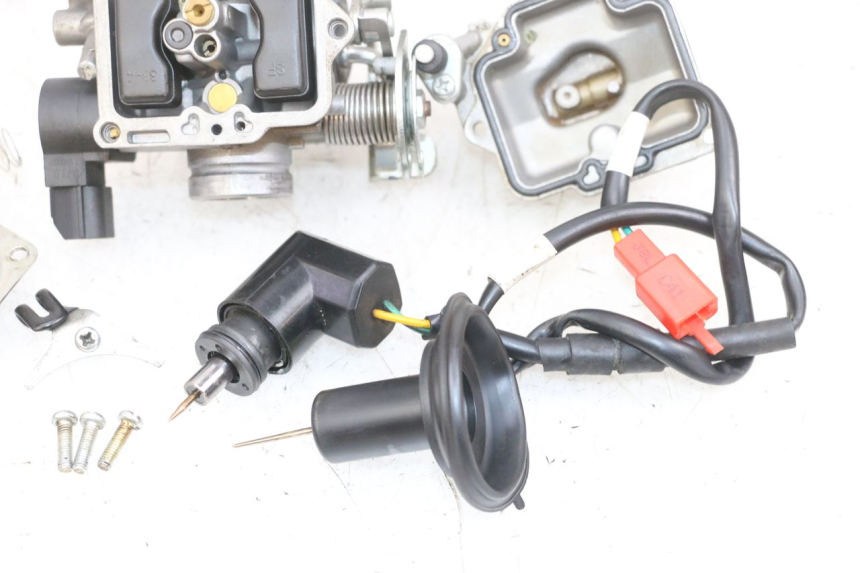 photo de GAŹNIK TNT MOTOR ROMA 10' 4T 50 (2019 - 2022) - Zoom jakości